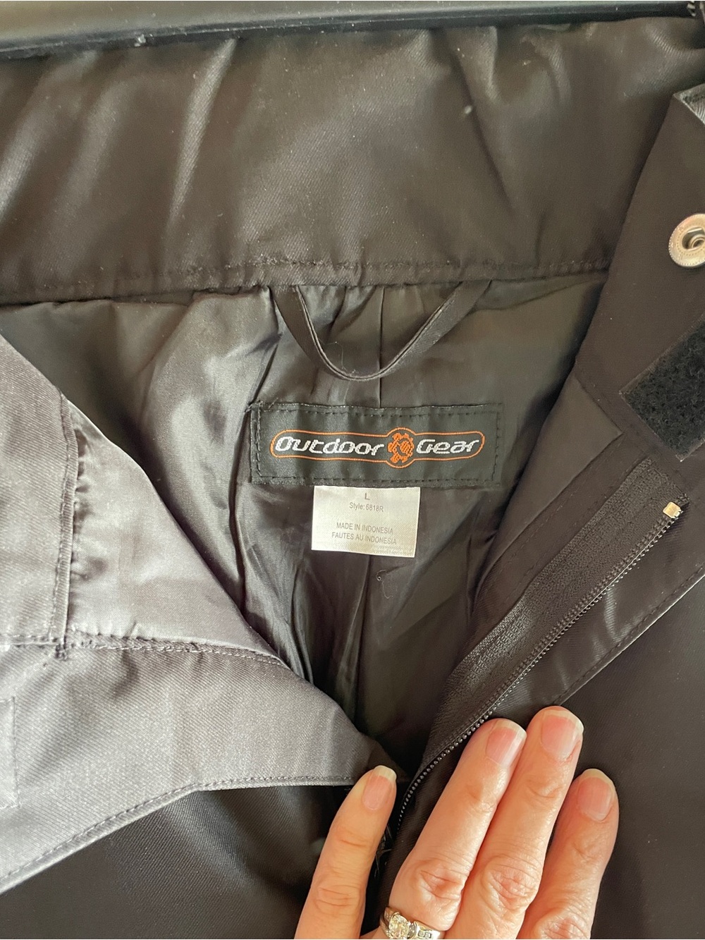 Men’s Black snowboard pants